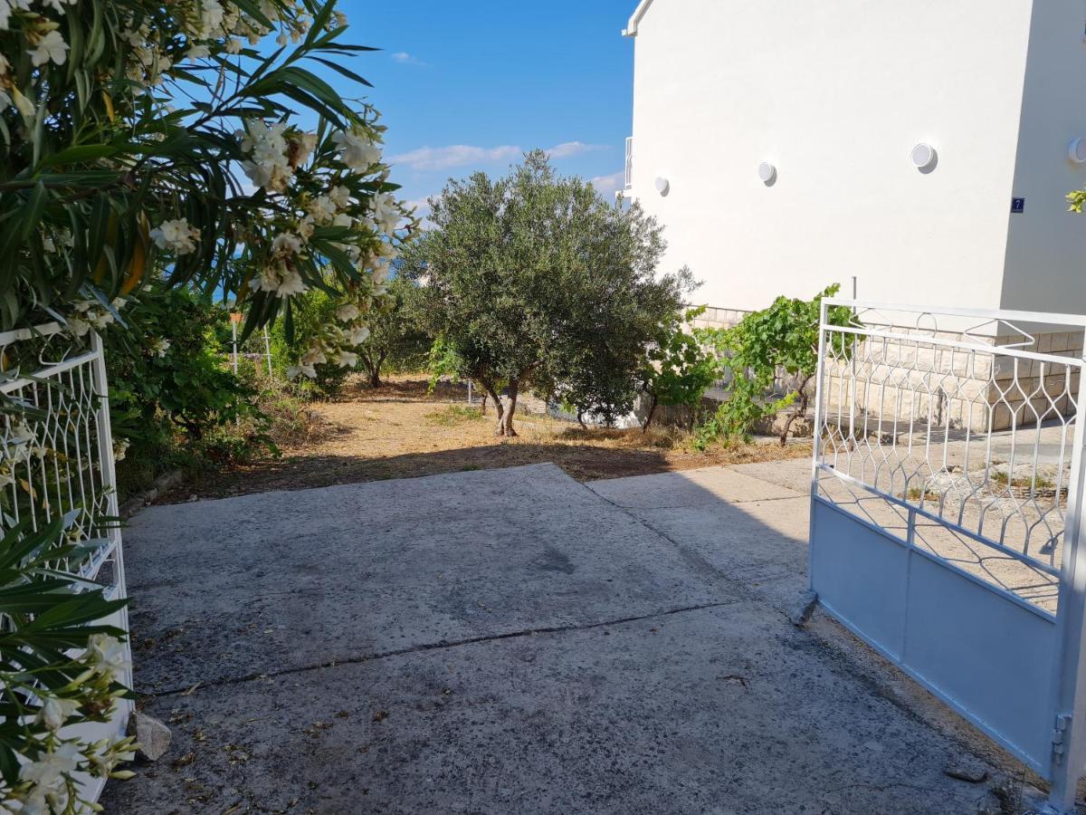Garden House Sutivan Zewnętrze zdjęcie
