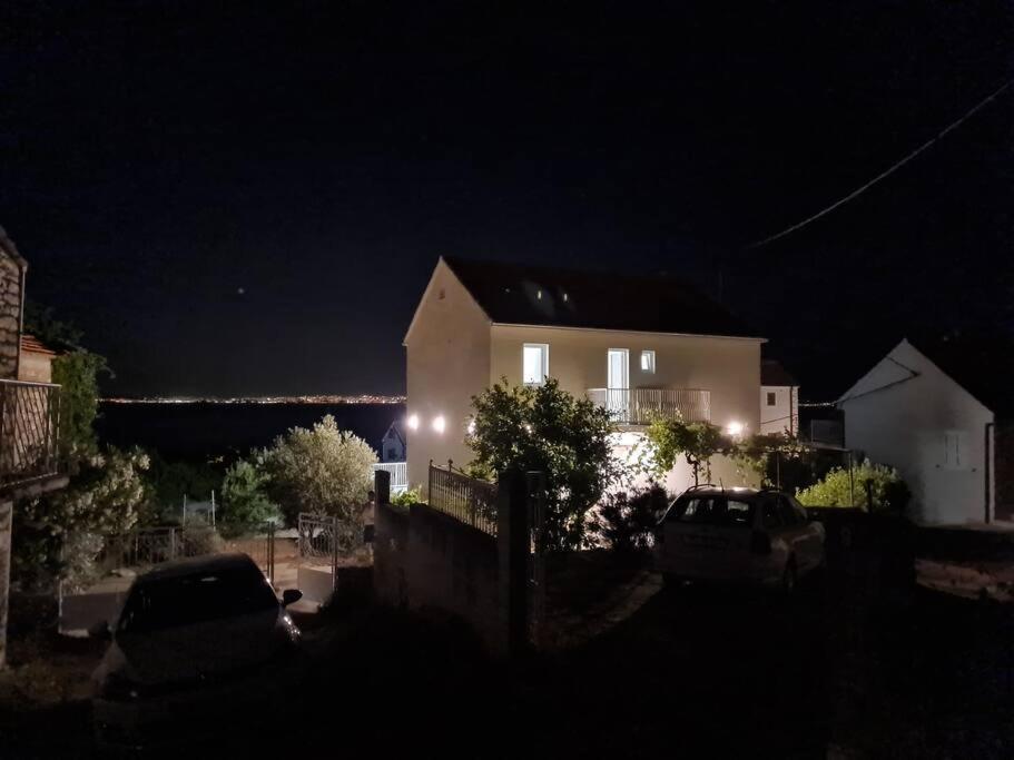 Garden House Sutivan Zewnętrze zdjęcie