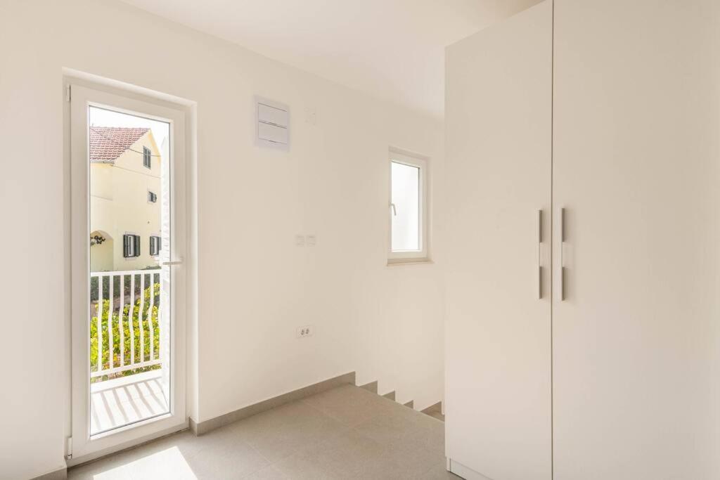 Garden House Sutivan Zewnętrze zdjęcie